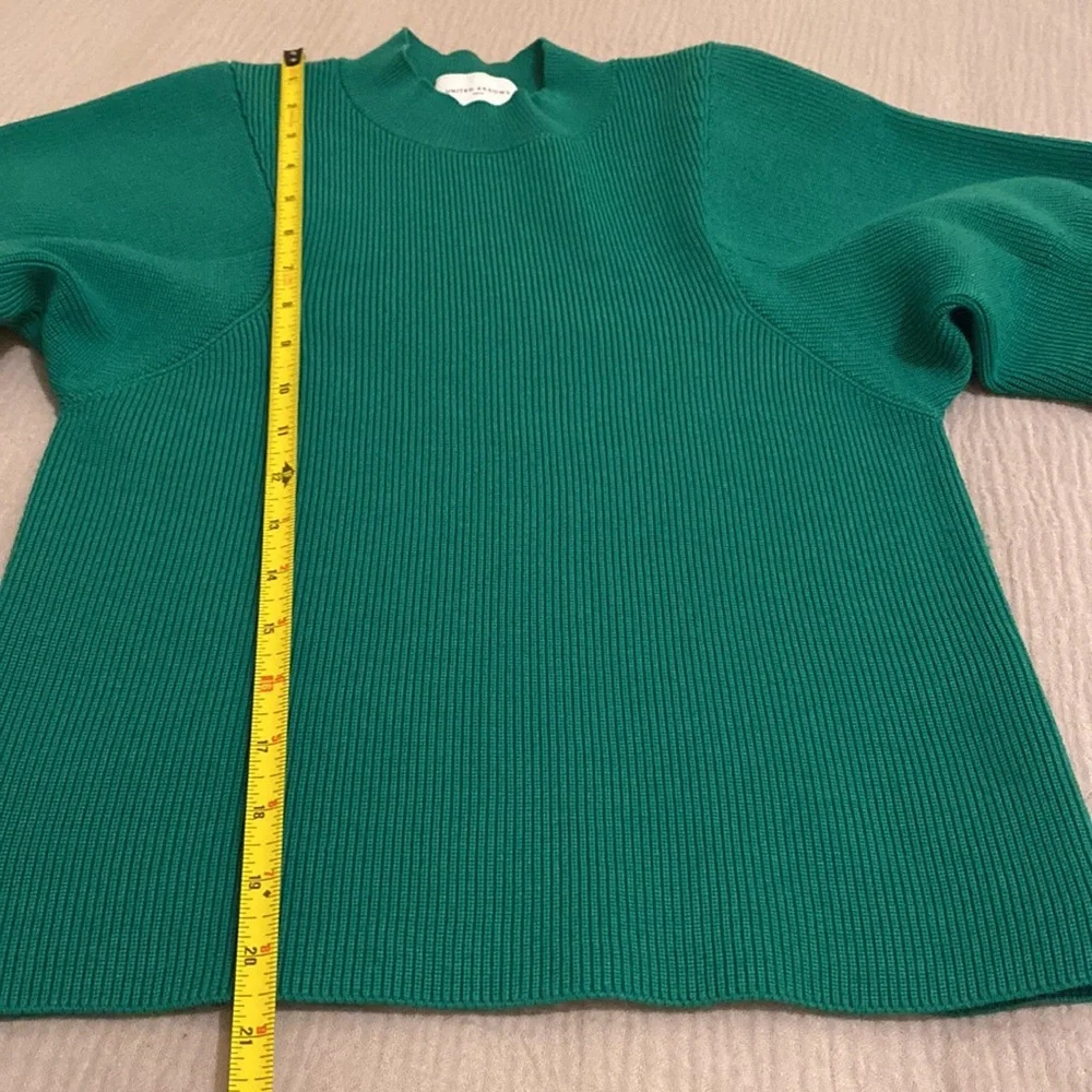 UNITED ARROWS TOKYO Green Women's Sweater. Size XS
